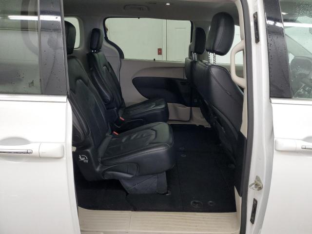 2C4RC1BG0JR263000 - 2018 CHRYSLER PACIFICA TOURING L თეთრი ფოტო 11