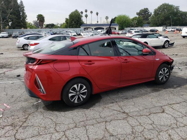 JTDKARFP0J3086098 - 2018 TOYOTA PRIUS PRIM წითელი ფოტო 3