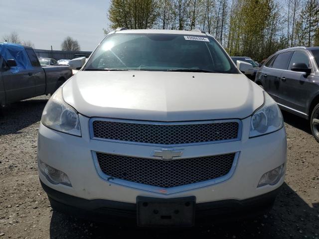 1GNKVLED8BJ405583 - 2011 CHEVROLET TRAVERSE LTZ WHITE photo 5