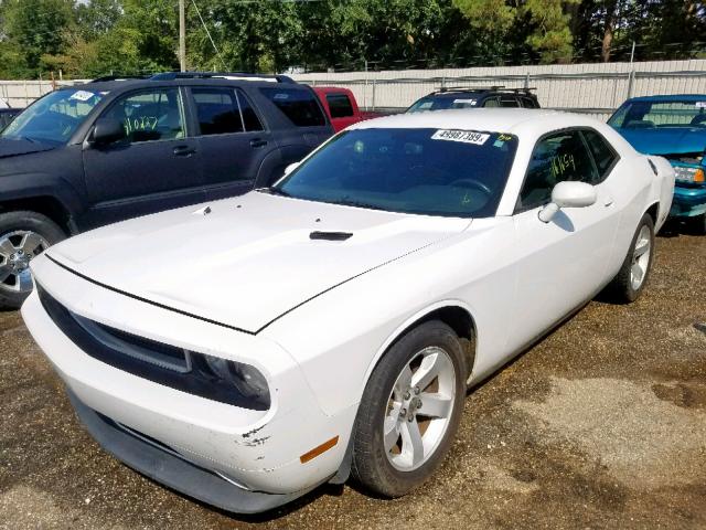 2C3CDYAG2CH131012 - 2012 DODGE CHALLENGER SXT  photo 2