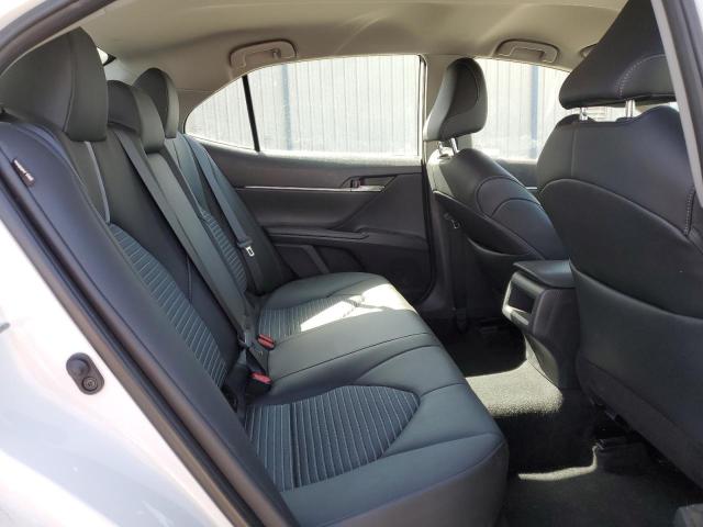 4T1G11AK8RU903404 - 2024 TOYOTA CAMRY SE NIGHT SHADE WHITE photo 10