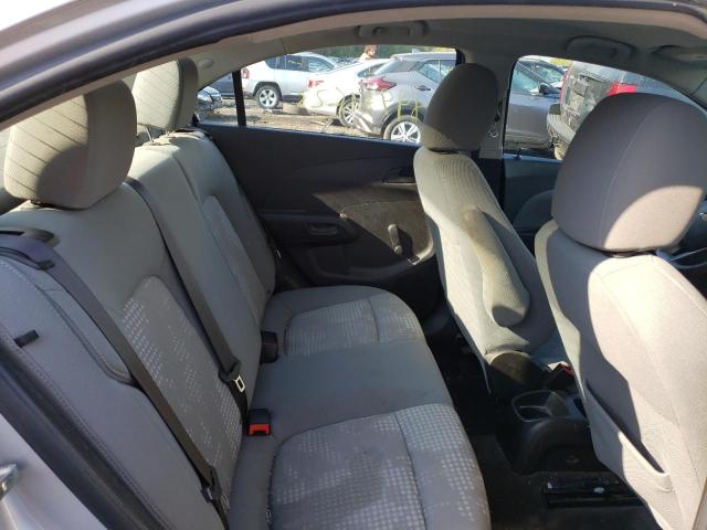 1G1JA5SG4F4219238 - 2015 CHEVROLET SONIC LS 银色 照片 10