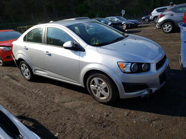 1G1JA5SG4F4219238 - 2015 CHEVROLET SONIC LS 银色 照片 4