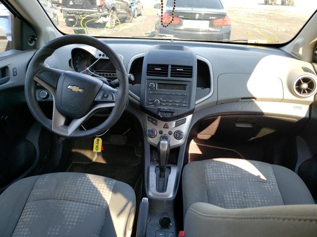 1G1JA5SG4F4219238 - 2015 CHEVROLET SONIC LS 银色 照片 8