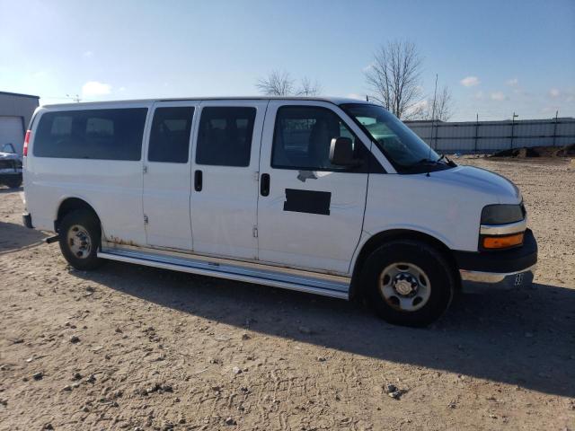 1GAZG1FG1B1189177 - 2011 CHEVROLET EXPRESS G3 LT WHITE photo 4