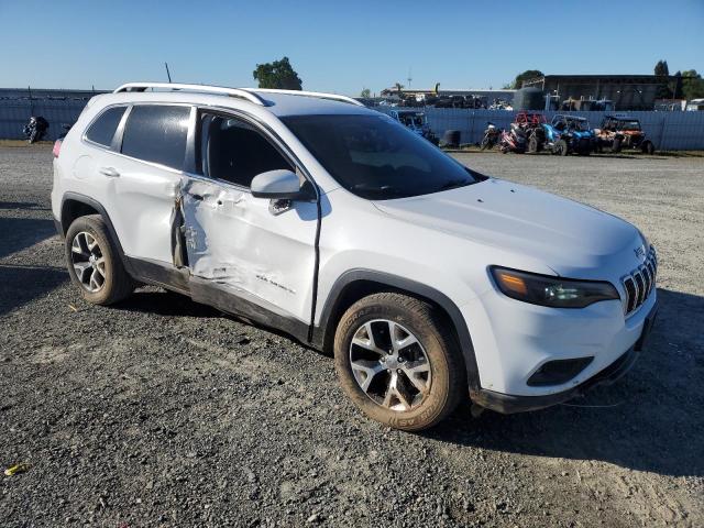 1C4PJLCX1KD204758 - 2019 JEEP CHEROKEE LATITUDE WHITE photo 4