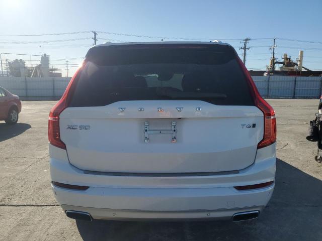 YV4A22PK1K1441499 - 2019 VOLVO XC90 T6 MOMENTUM WHITE photo 6