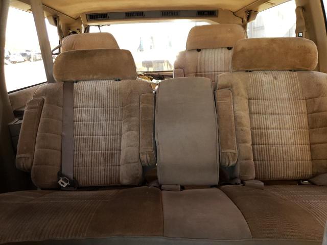 1GKEL19W6PB515467 - 1993 GMC SAFARI XT TAN photo 10