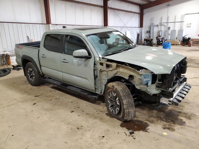 3TMCZ5AN1NM466051 - 2022 TOYOTA TACOMA DOUBLE CAB GREEN photo 4