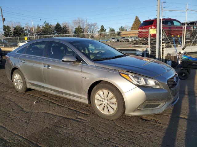 KMHE24L35HA071077 - 2017 HYUNDAI SONATA HYBRID GRAY photo 4