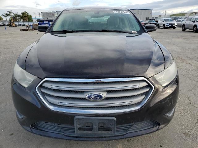 1FAHP2D80DG215603 - 2013 FORD TAURUS SE BROWN photo 5