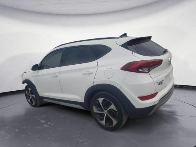 KM8J33A24JU653241 - 2018 HYUNDAI TUCSON VALUE WHITE photo 2