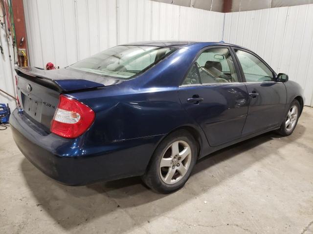 JTDBE32KX30140944 - 2003 TOYOTA CAMRY LE BLUE photo 3