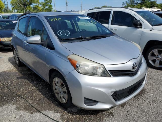 JTDKTUD32DD568180 - 2013 TOYOTA YARIS SILVER photo 4