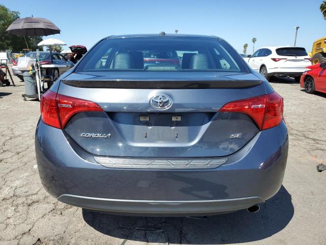 5YFBURHE7HP594525 - 2017 TOYOTA COROLLA L GRAY photo 6