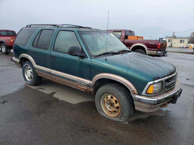 1GNDT13W9T2141356 - 1996 CHEVROLET BLAZER GREEN photo 4