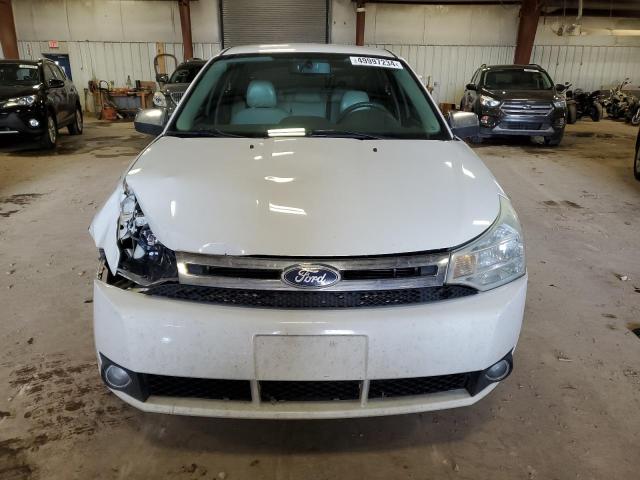 1FAHP3HN0AW278563 - 2010 FORD FOCUS SEL WHITE photo 5