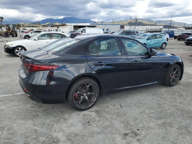 ZARFAEEN3J7593148 - 2018 ALFA ROMEO GIULIA TI Q4 BLACK photo 3