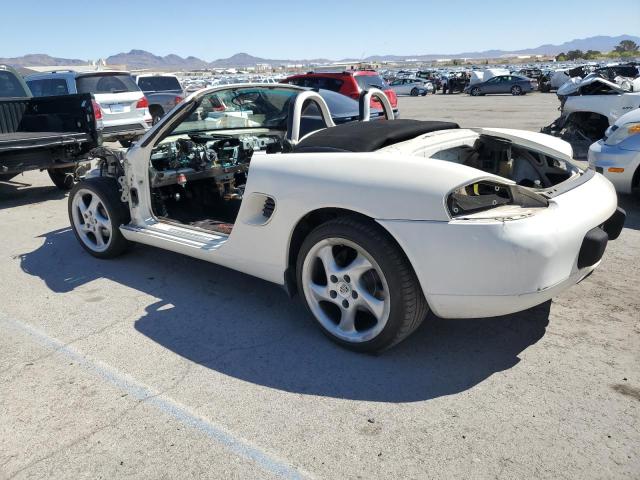 WP0CA29881U626257 - 2001 PORSCHE BOXSTER WHITE photo 2