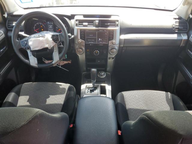 JTEBU5JR0L5749391 - 2020 TOYOTA 4RUNNER SR5/SR5 PREMIUM 银色 照片 8