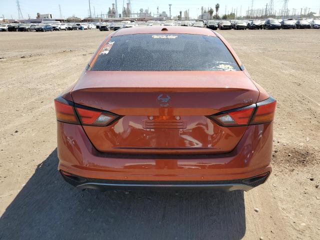 1N4BL4CV5NN350884 - 2022 NISSAN ALTIMA SR ORANGE photo 6