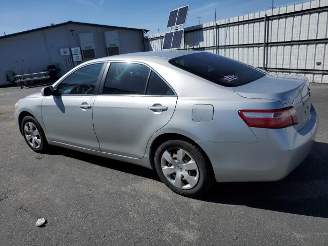 4T1BE46KX7U001536 - 2007 TOYOTA CAMRY CE SILVER photo 2