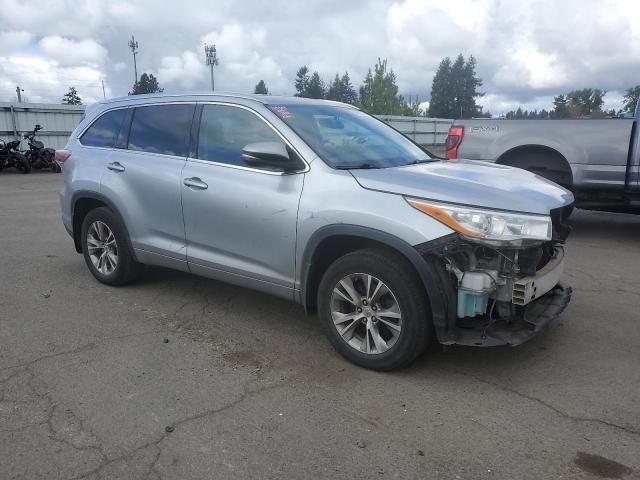 5TDJKRFH1ES064004 - 2014 TOYOTA HIGHLANDER XLE SILVER photo 4