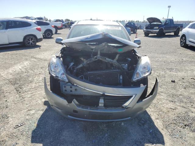 3N1CN7AP9CL879446 - 2012 NISSAN VERSA S GRAY photo 5