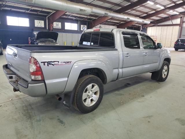 3TMMU4FN0FM078753 - 2015 TOYOTA TACOMA DOUBLE CAB LONG BED SILVER photo 3