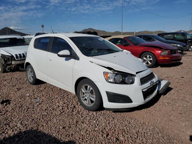 1G1JA6SH2C4136465 - 2012 CHEVROLET SONIC LS WHITE photo 4