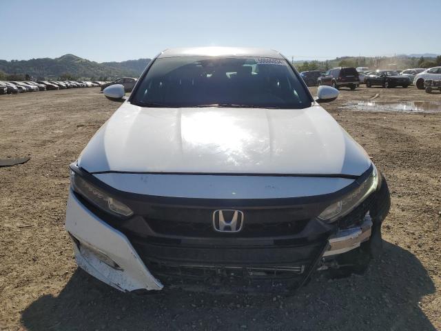 1HGCV1F34JA165262 - 2018 HONDA ACCORD SPORT WHITE photo 5