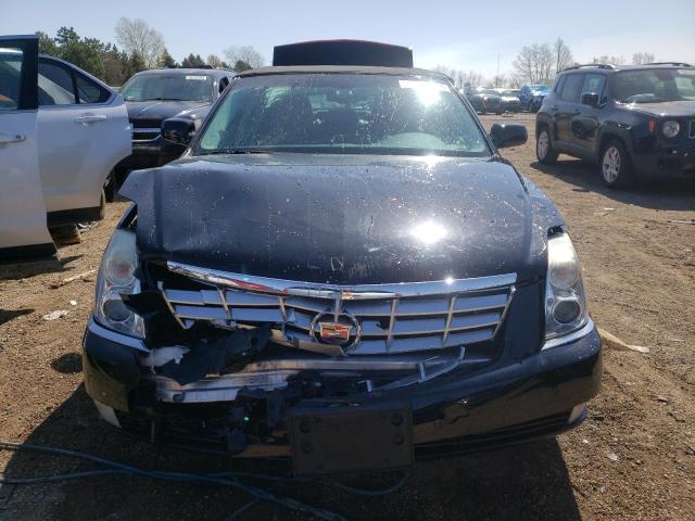 1G6KD5E61BU150981 - 2011 CADILLAC DTS LUXURY COLLECTION BLACK photo 5