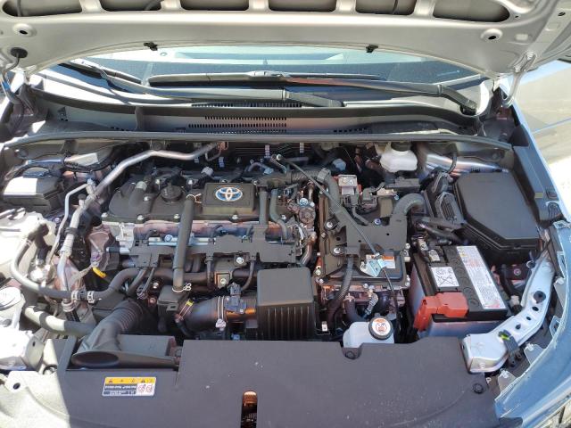 JTDBCMFE3R3066502 - 2024 TOYOTA COROLLA LE 银色 照片 11