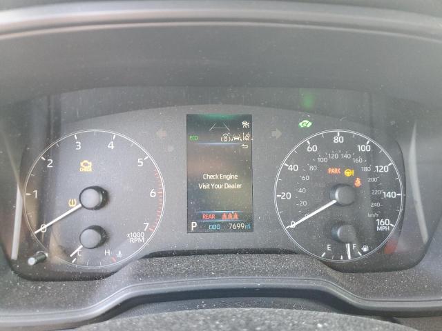 JTDBCMFE3R3066502 - 2024 TOYOTA COROLLA LE 银色 照片 9