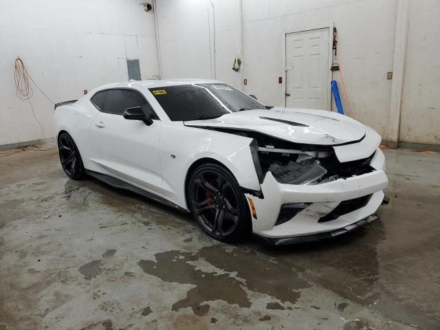 1G1FE1R78H0182598 - 2017 CHEVROLET CAMARO SS WHITE photo 4