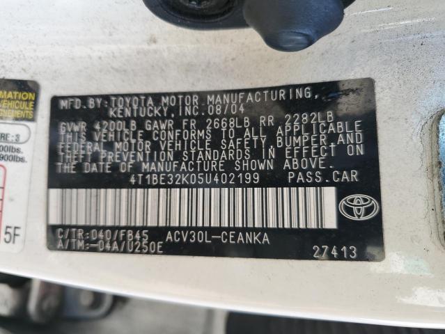 4T1BE32K05U402199 - 2005 TOYOTA CAMRY LE WHITE photo 12