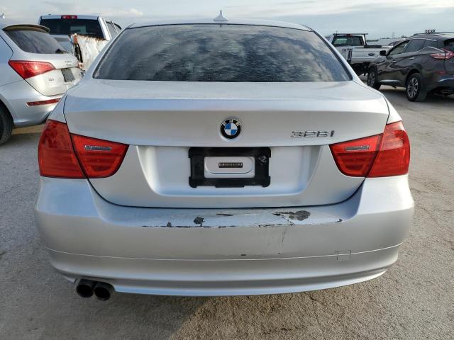 WBAPH5C51BA443425 - 2011 BMW 328 I SULEV SILVER photo 6