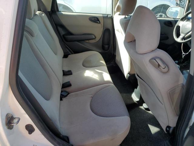 JHMGD37637S048913 - 2007 HONDA FIT S WHITE photo 10