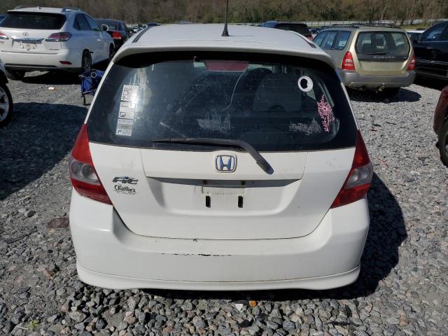 JHMGD37637S048913 - 2007 HONDA FIT S WHITE photo 6