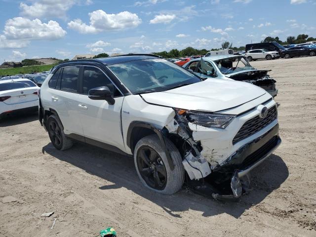 2T3EWRFV8LW067974 - 2020 TOYOTA RAV4 XSE WHITE photo 4