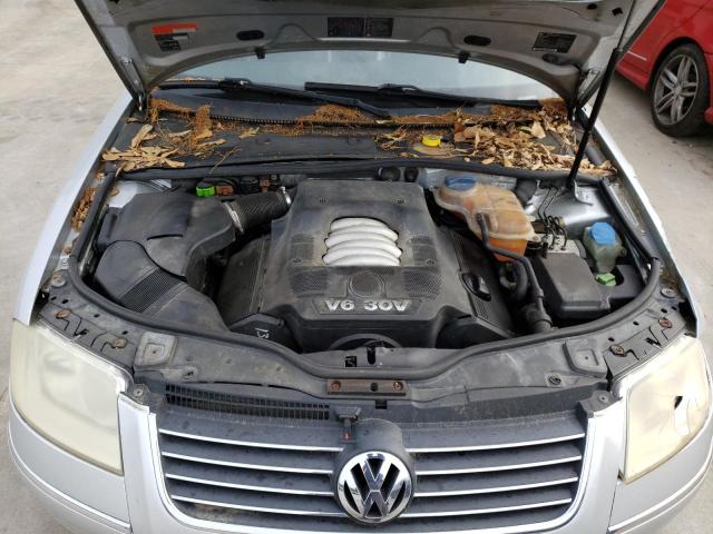 WVWRH63B61P295324 - 2001 VOLKSWAGEN PASSAT GLX SILVER photo 11