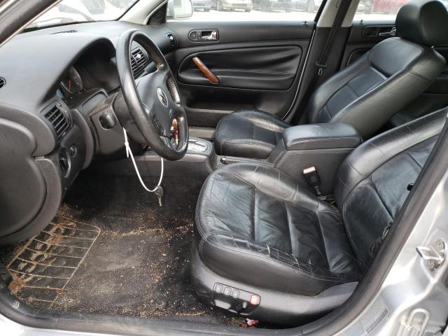 WVWRH63B61P295324 - 2001 VOLKSWAGEN PASSAT GLX Gümüş foto 7