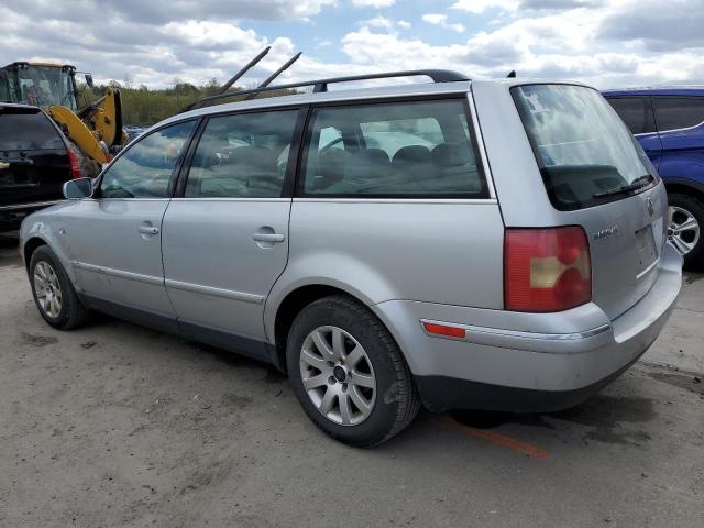 WVWVD63B73E140841 - 2003 VOLKSWAGEN PASSAT GLS SILVER photo 2