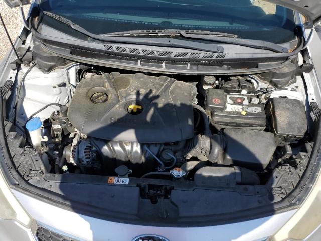 KNAFK4A66F5257655 - 2015 KIA FORTE LX SILVER photo 11