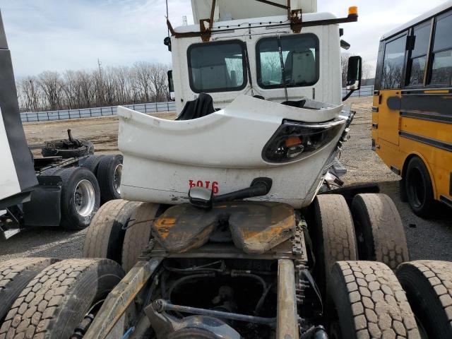 3AKJGEDV7FSGR9704 - 2015 FREIGHTLINER CASCADIA 125 WHITE photo 6