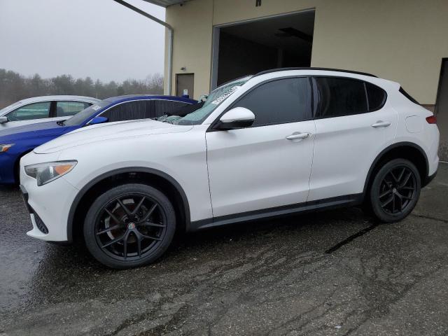 ZASFAKNN1J7B79477 - 2018 ALFA ROMEO STELVIO TI SPORT WHITE photo 1