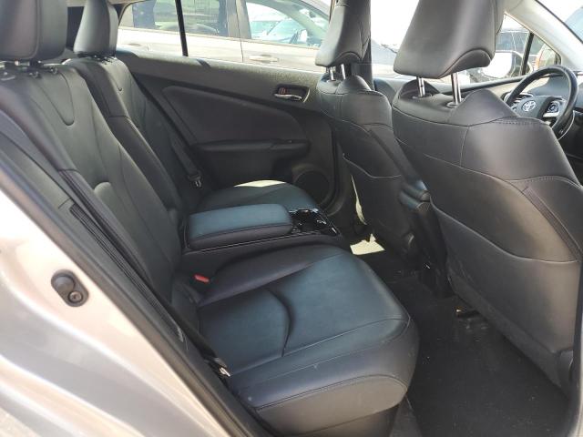 JTDKARFP6H3066996 - 2017 TOYOTA PRIUS PRIM 银色 照片 10