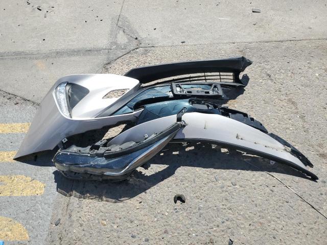 JTDKARFP6H3066996 - 2017 TOYOTA PRIUS PRIM 银色 照片 12