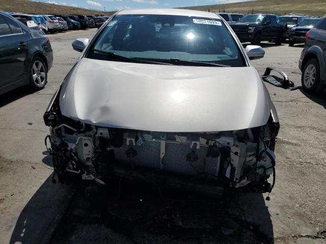 JTDKARFP6H3066996 - 2017 TOYOTA PRIUS PRIM 银色 照片 5