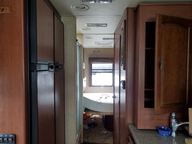 1F65F5DY5D0A05298 - 2013 JAYCO MOTORHOME BEIGE photo 6